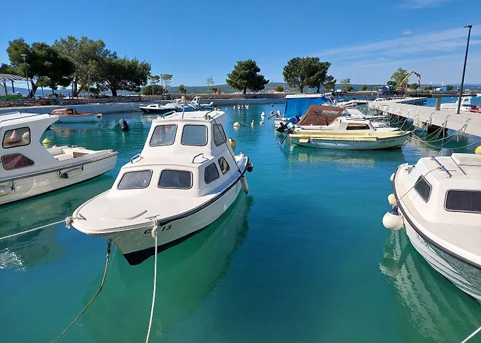 Apartament Romantisches Nur 500 Meter Zum Mit Privatem Balkon Crikvenica