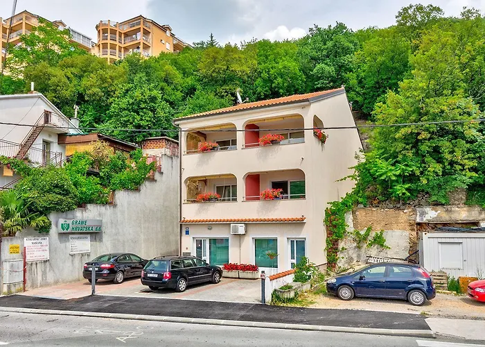 Romantisches Nur 500 Meter Zum Mit Privatem Balkon Crikvenica